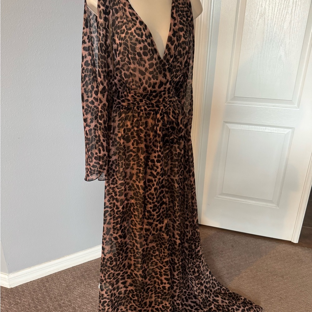 VENUS Animal Print Long Sleeve Dress- NWOT